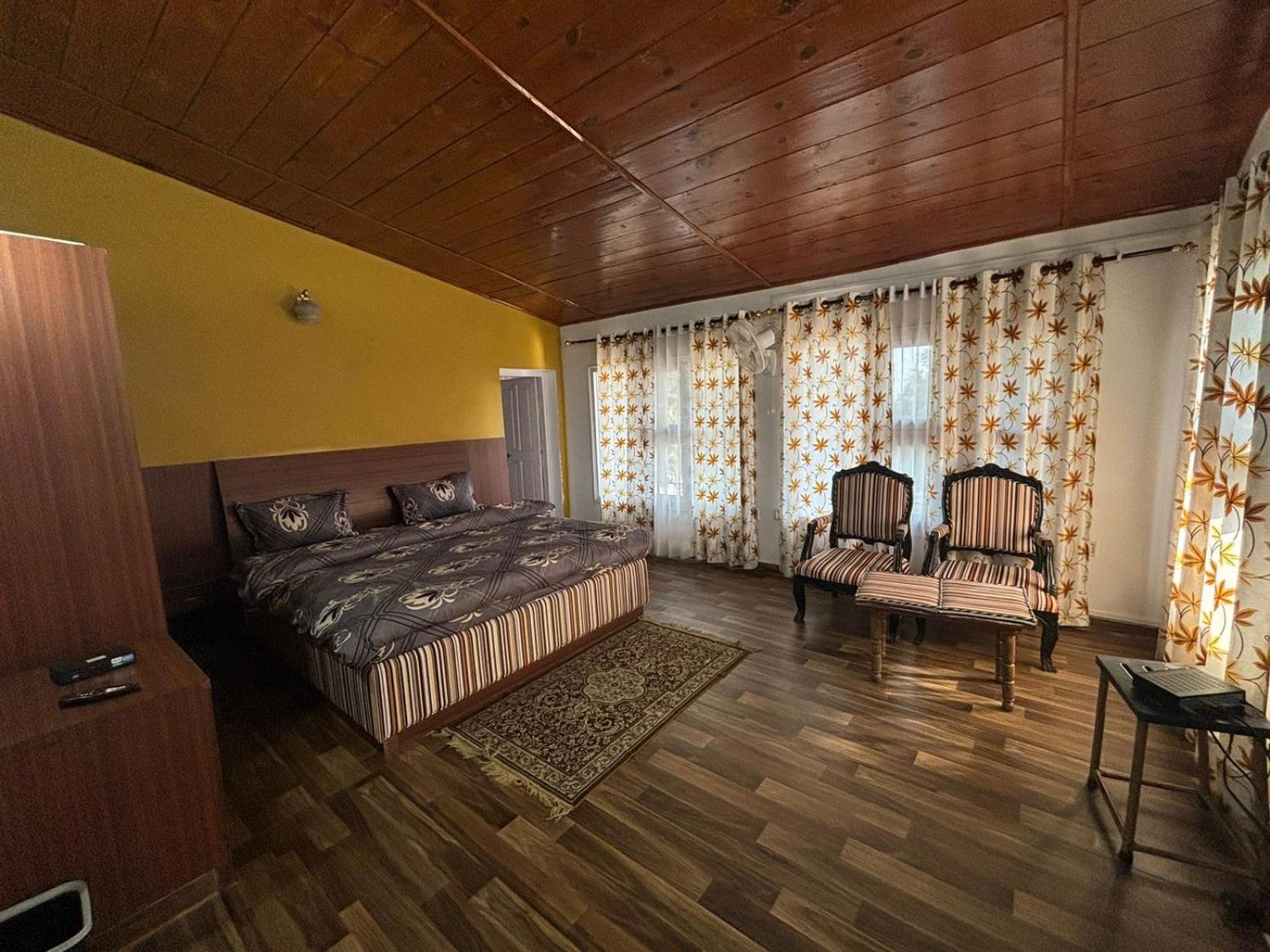 5 Bedrooms By Humble Stay Kasauli Buitenkant foto